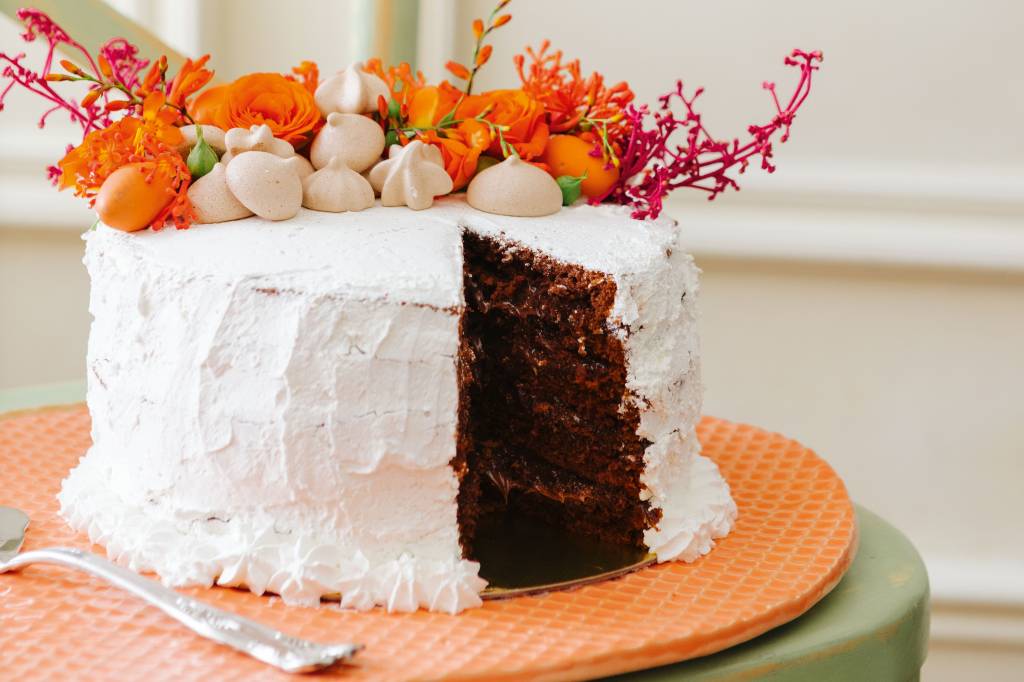 Bolo de chocolate e brigadeiro