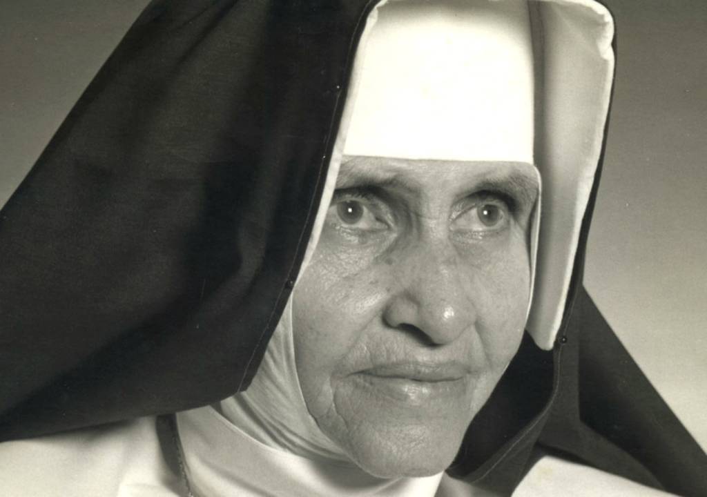 Irmã Dulce é canonizada e torna-se primeira brasileira a virar santa