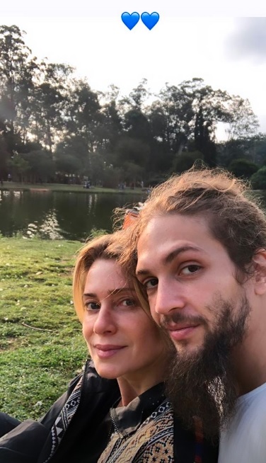 Leticia Spiller aproveitou a tarde de domingo com seu namorado Pablo Leticia Spiller aproveitou a tarde de domingo com seu namorado Pablo