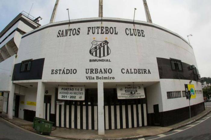 Massagista do Santos é acusado de abusar sexualmente de dois menores
