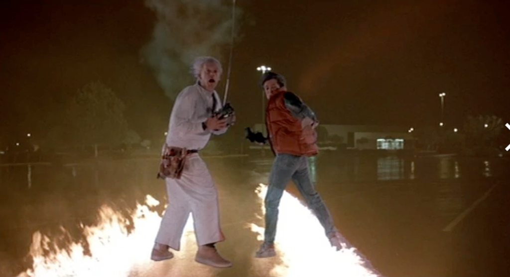 Acidente bizarro recria cenário do filme ‘De Volta para o Futuro’