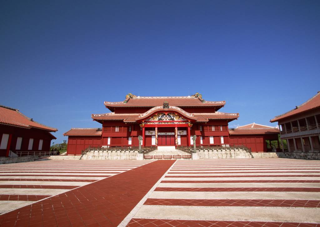 Incêndio destrói castelo de 500 anos no Japão