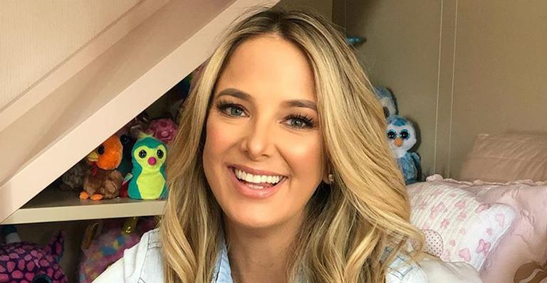 Ticiane Pinheiro recebe surpresa emocionante no retorno ao Hoje em Dia