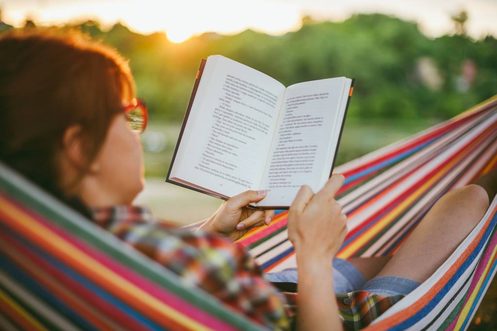 Esquenta Black Friday: 4 livros emocionantes para ler nas férias