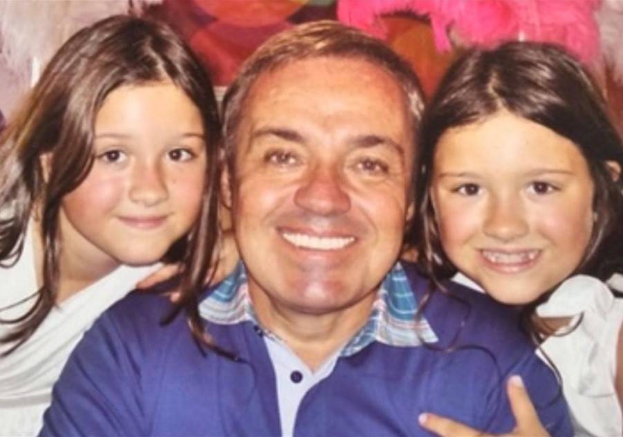 Marina Liberato, filha de Gugu, divulga fotos inéditas ao lado do pai
