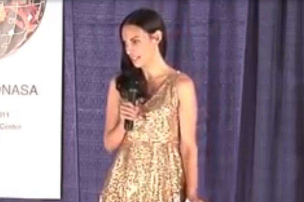 Alunas pedem palestrante brilhante e cientista dá a melhor resposta