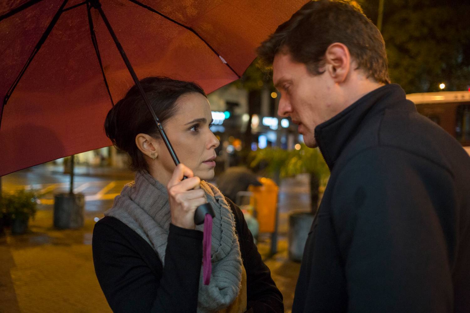 Débora Falabella será vítima de crime digital em nova série do GNT