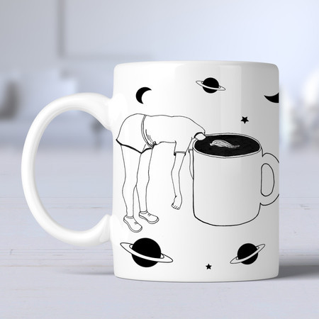 A caneca Girl Coffee custa R$ 29,90 na <a href="https://www.decohouse.com.br/pd-3aacb9-caneca-girl-coffee.html?ct=&p=1&s=1">Decohouse</a>.