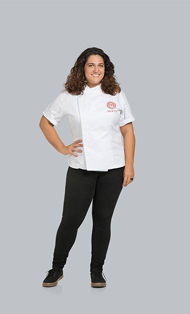 Berta Schneider &eacute; de Penedo, cidade serrana no Rio de Janeiro. Viveu na Finl&acirc;ndia e na It&aacute;lia e j&aacute; trabalhou como chef em um navio. Atualmente d&aacute; aulas de gastronomia em B&uacute;zios (RJ).