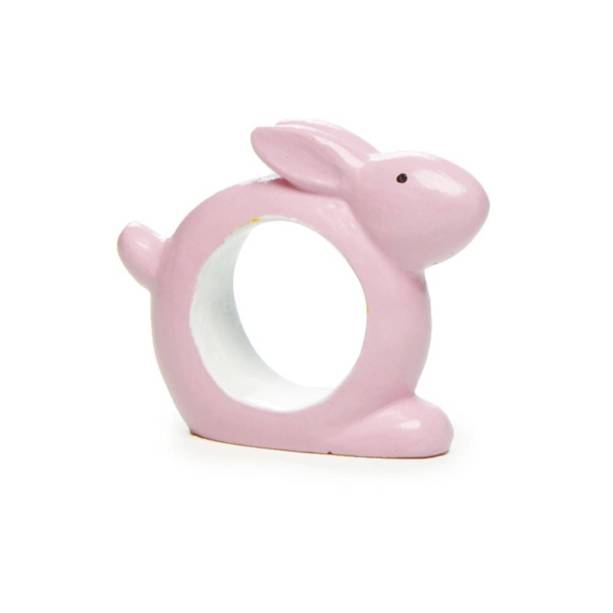 Jogo de argolas de guardanapo Coelho Ros&eacute;, de resina. <a href="https://www.artedolardecor.com.br/pascoa/Jogo-c-4-Argolas-de-Guardanapo-Rabbit-Rose" target="_blank" rel="noopener">Arte do Lar,</a> R$ 42 o kit com quatro