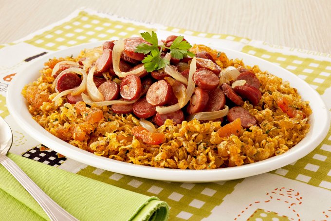 linguica-com-farofa-rica