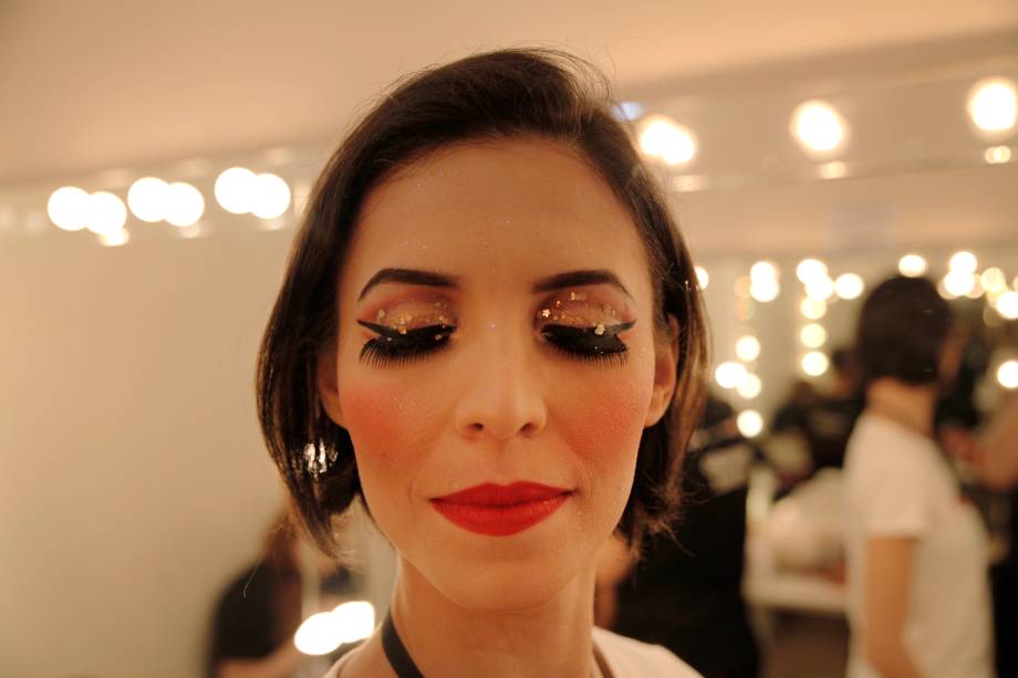 Muita cor e muito brilho! Muita cor e muito brilho!