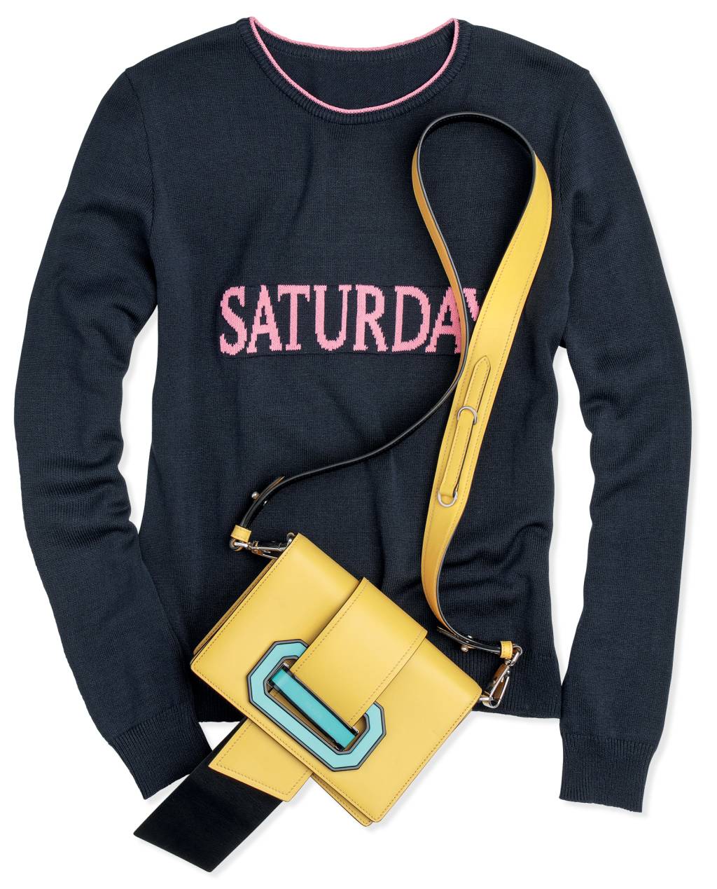 Tric&ocirc;, Lafort, R$ 348, lafort.com.br. Bolsa de couro, Prada, R$ 9 400, tel. (11) 3552 1030.