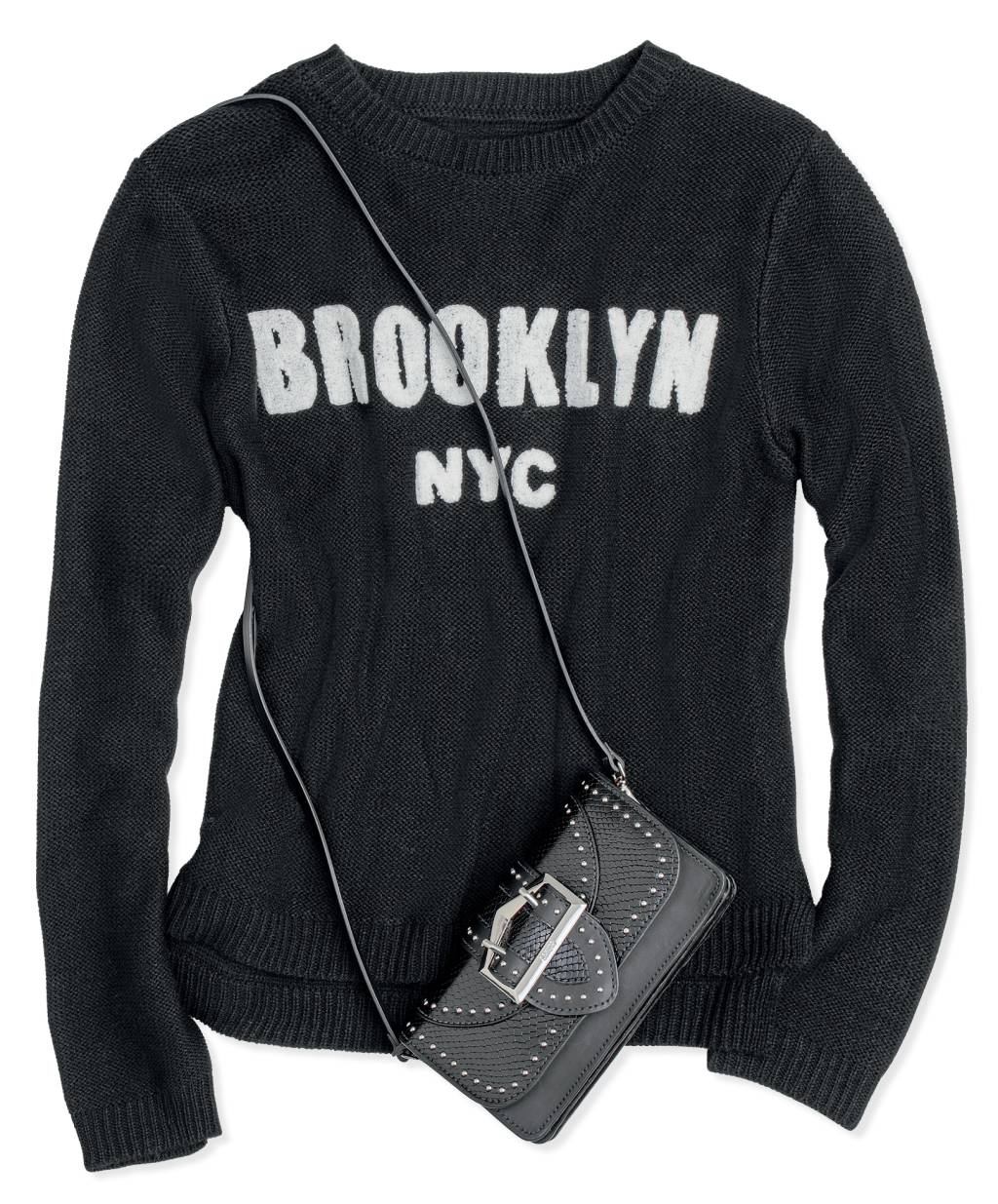 Tric&ocirc;, Renner, R$ 100, tel. (11) 2165 2900. Bolsa de couro, Schutz, R$ 890, tel. (11) 4508 1499.
