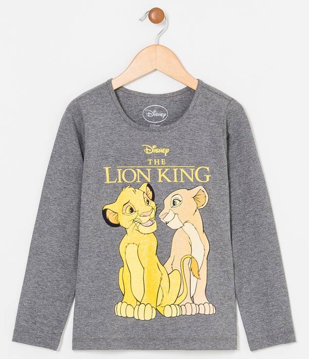 Blusa infantil com estampa Rei Leão (dos 5 aos 14 anos), R$ 29,90 - Renner Blusa infantil com estampa Rei Leão (dos 5 aos 14 anos), R$ 29,90 - Renner