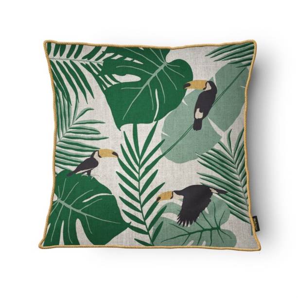 Capa de almofada Bot&acirc;nica Tucanos, de poli&eacute;ster e linho, 43 x 43 cm. <a href="https://www.niazi.com.br/p/capa+botanica+com+cordone+043+x+043+des+010+-+belchior" target="_blank" rel="noopener">Niazi Chohfi</a>, R$ 25,56