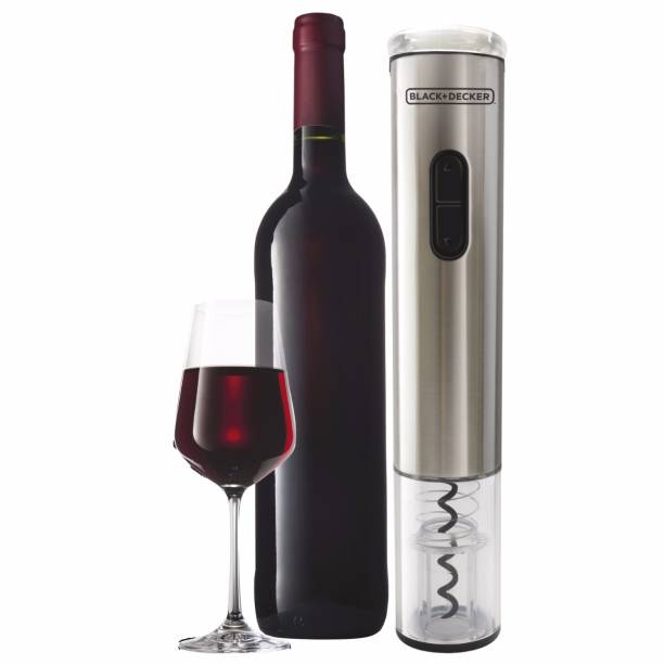 Abridor de vinho Black&Decker, de inox, automático, funciona com pilhas AA (não inclusas). <a href="https://www.pontofrio.com.br/eletroportateis/abridoreseletricos/abridor-de-vinho-black-decker-wine-inox-%E2%80%93-corpo-em-aco-inox-3542254.html" target="_blank" rel="noopener">PontoFrio.com</a>, R$ 109,90