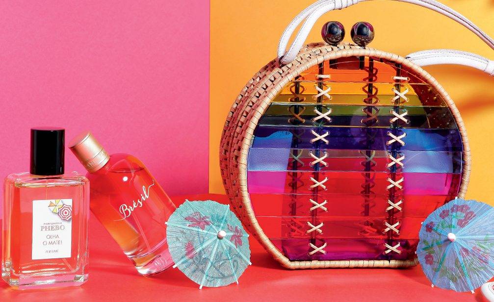 Maquiagem bronzeada e looks coloridos para arrasar no verão