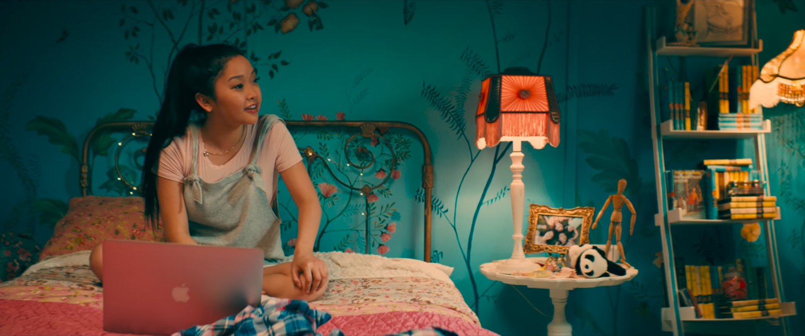 ‘Para Todos os Garotos que Já Amei’: copie o look do quarto de Lara Jean