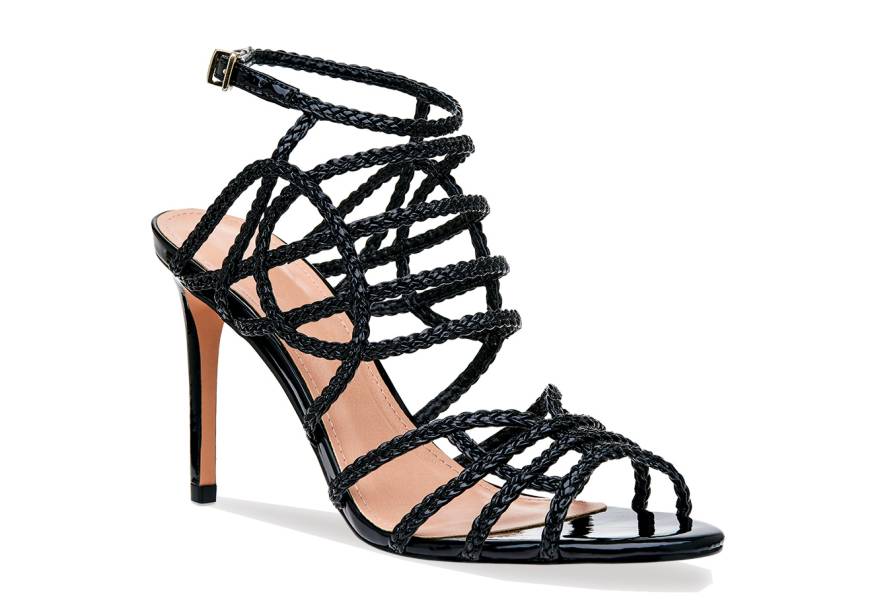 Sand&aacute;lia de verniz, <strong>Corello</strong>, R$ 370