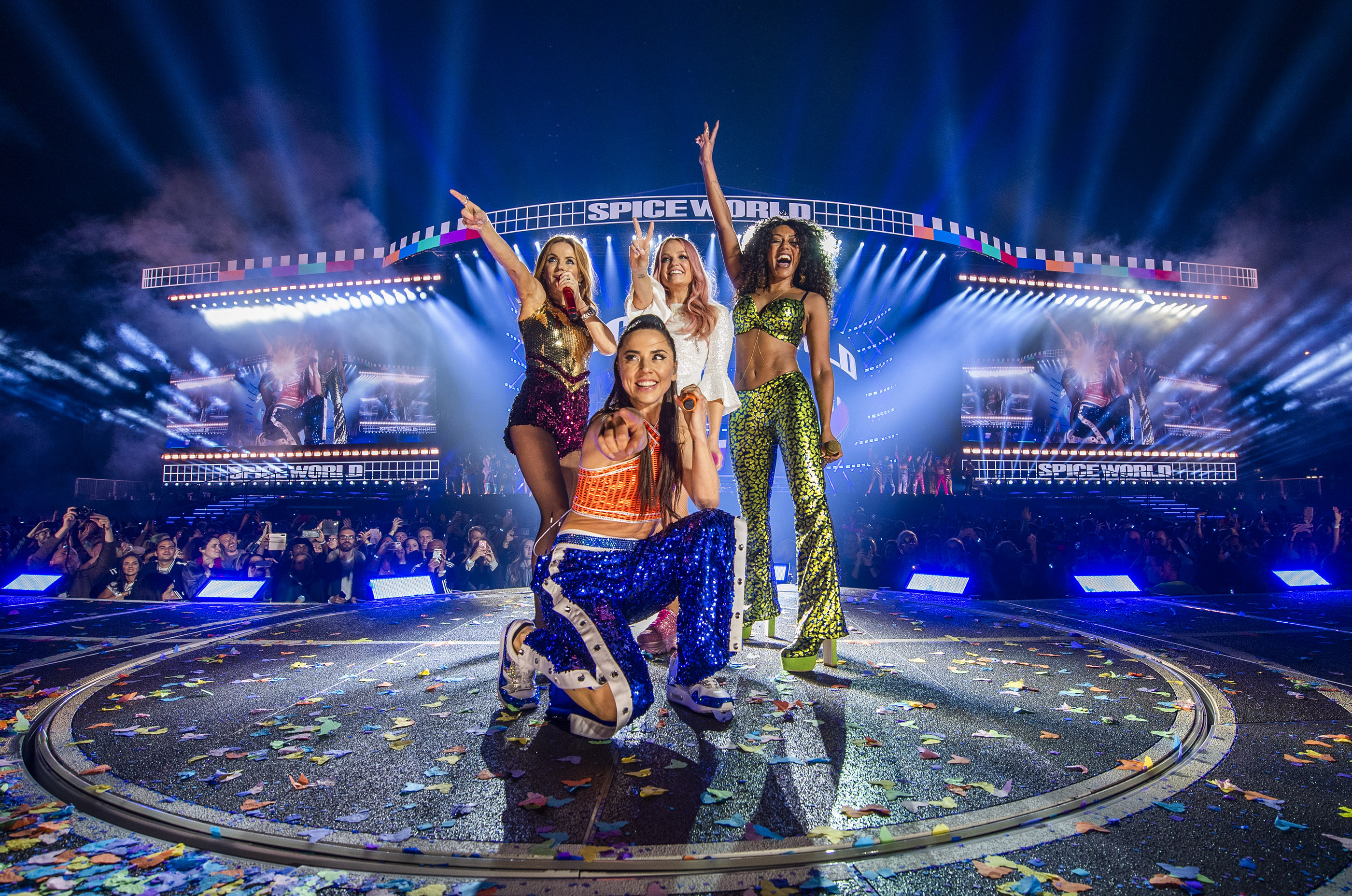 Os figurinos das Spice Girls na nova turnê são de tirar o fôlego