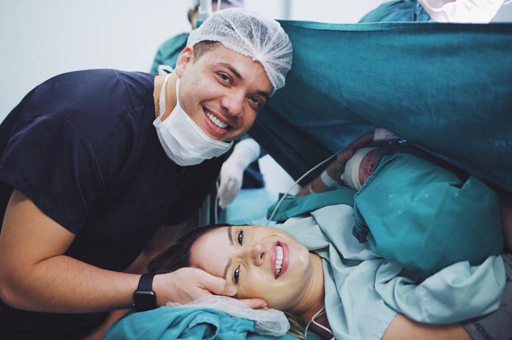 Wesley Safadão dá presente de mais de R$ 2 milhões ao filho