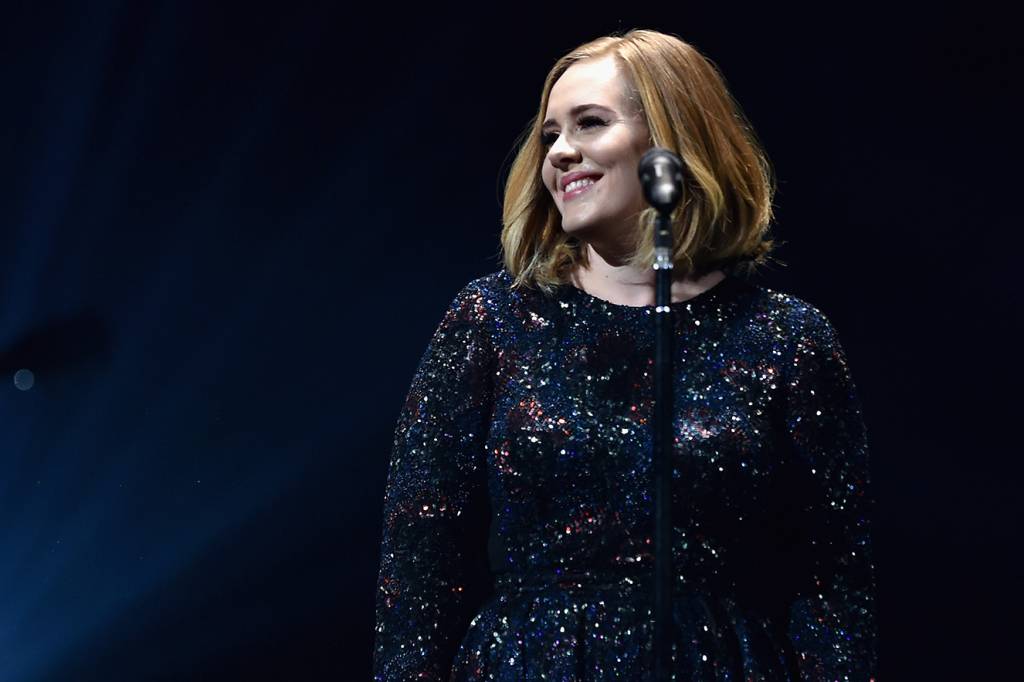 “Não aceito homem me dizendo para depilar as pernas”, diz Adele