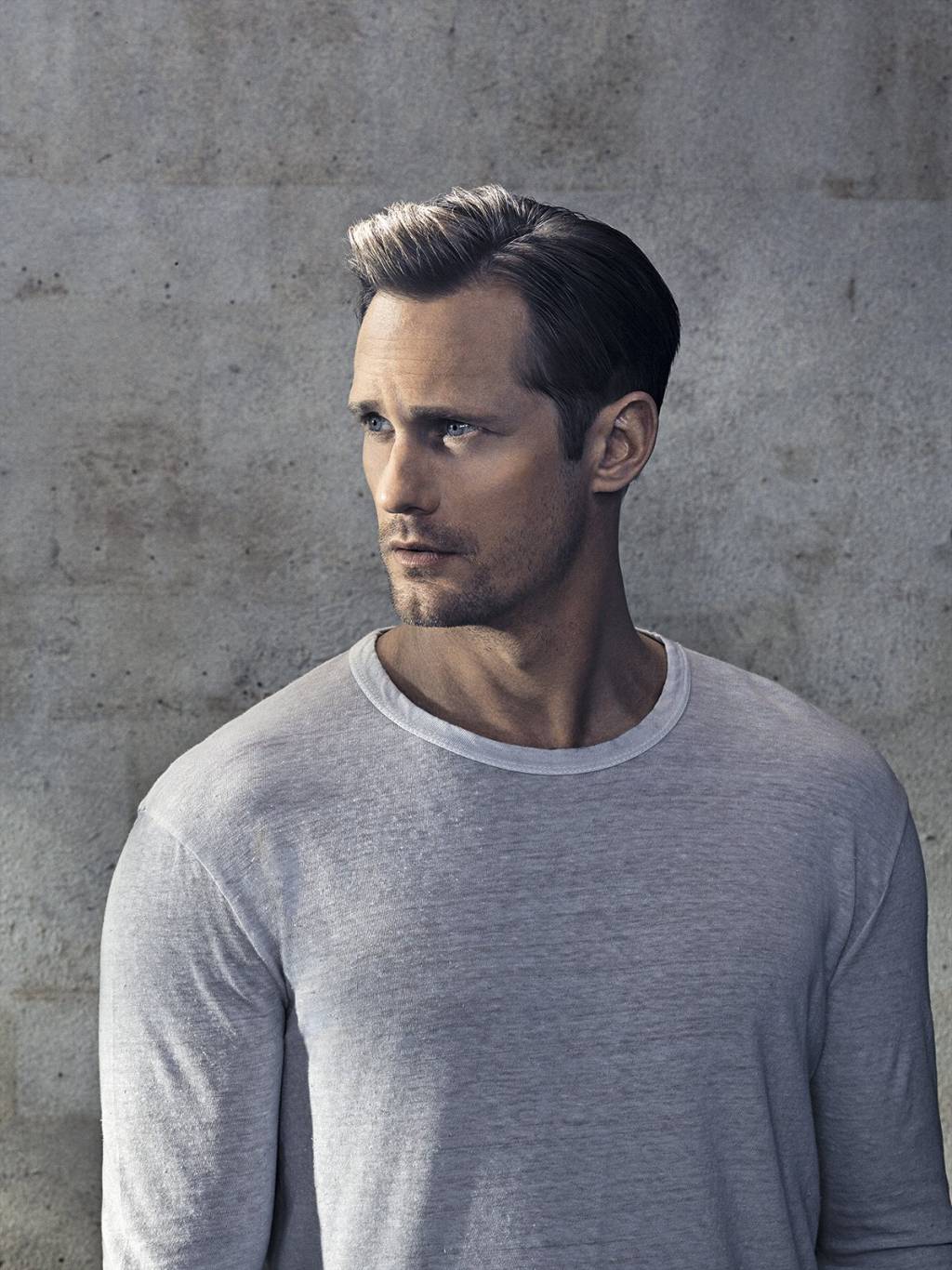 Alexander Skarsgard: ”Gosto de ficar sem telefone e internet”