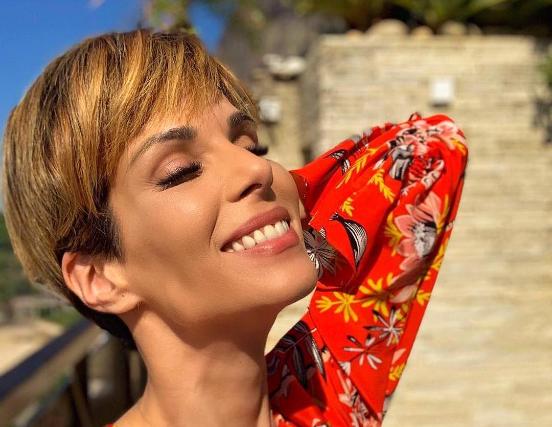 “Há um ano renasci”, celebra Ana Furtado sobre 1 ano de cirurgia do câncer