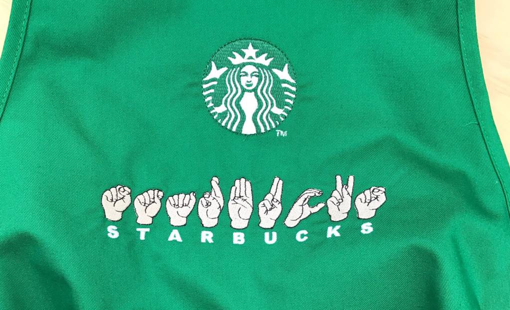 Starbucks inaugura 1ª cafeteria dedicada a atender deficientes auditivos