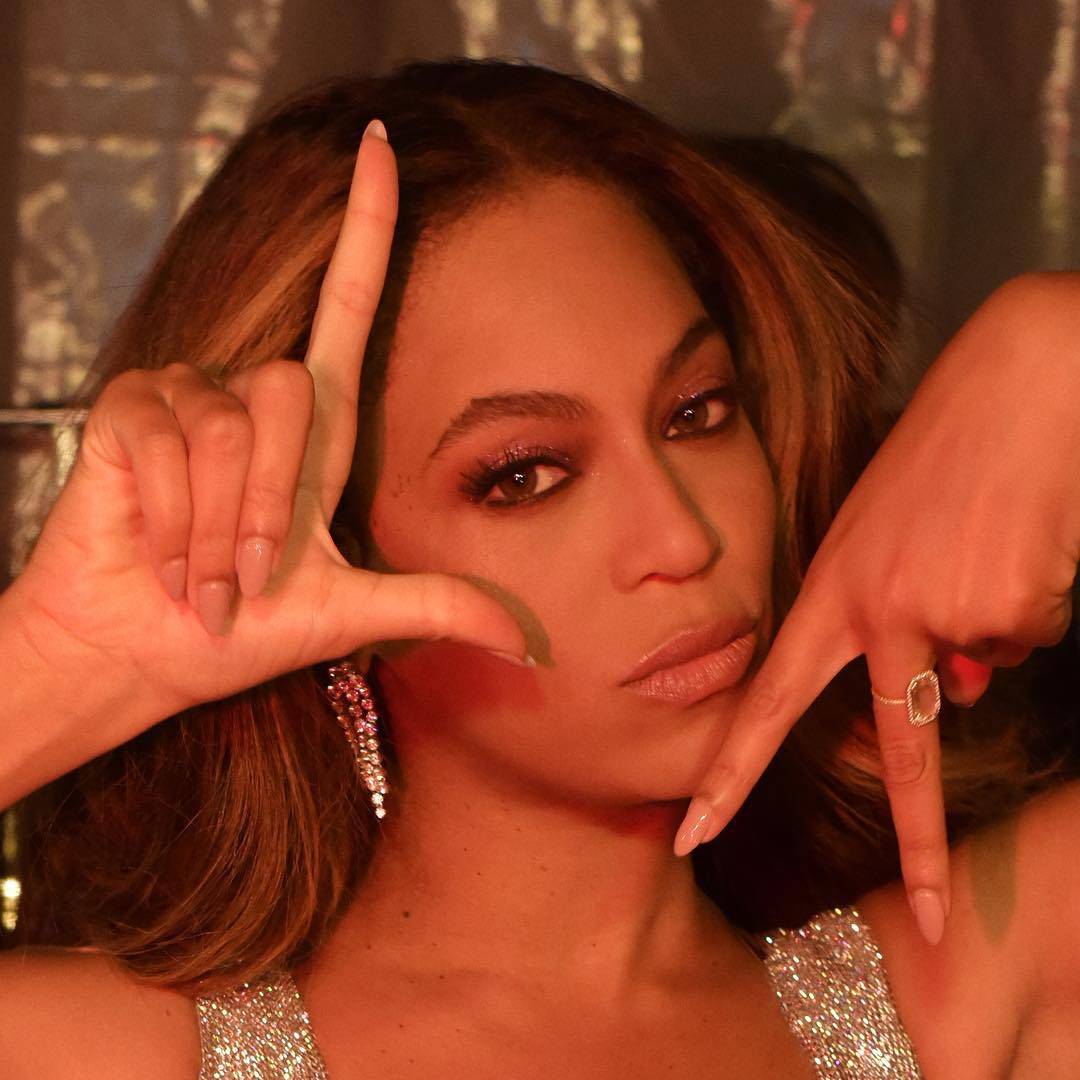 Maquiador da Beyoncé dá 7 dicas fáceis e baratinhas para o make perfeito