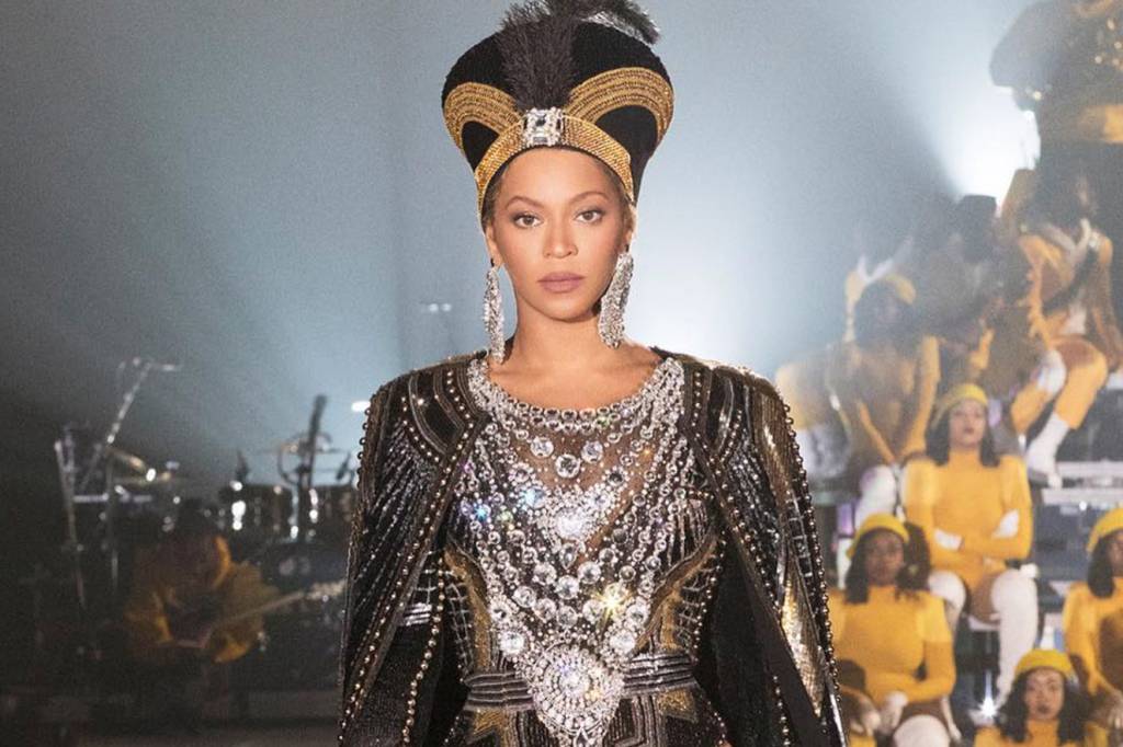 A verdade sobre a troca de esmalte absurda de Beyoncé no Coachella