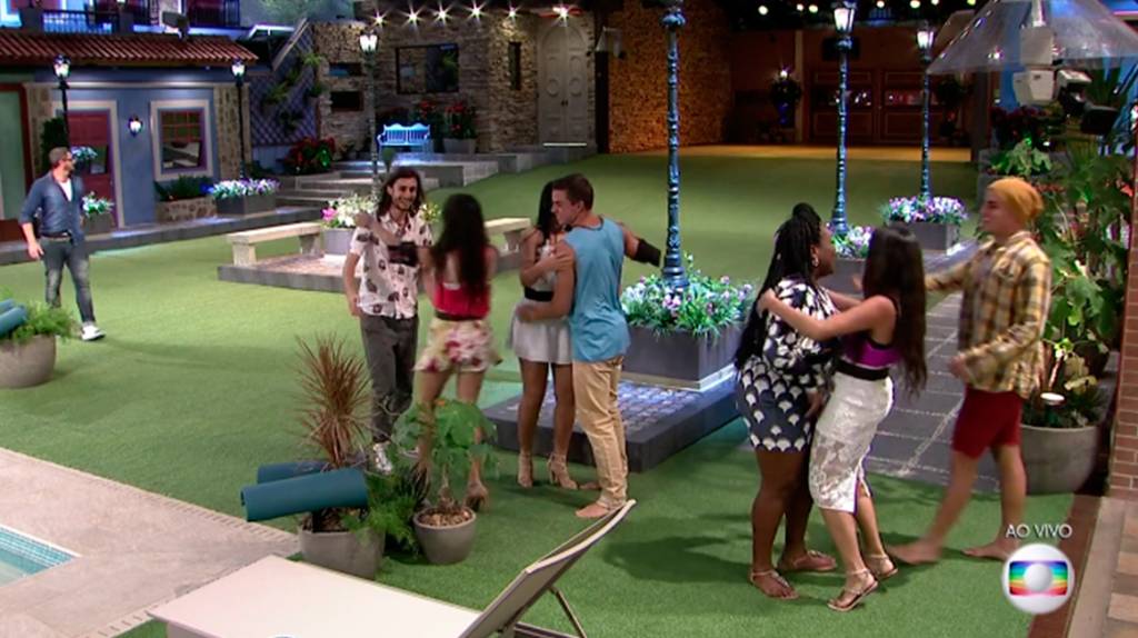 brothers-sendo-recepcionados-bbb17 brothers-sendo-recepcionados-bbb17
