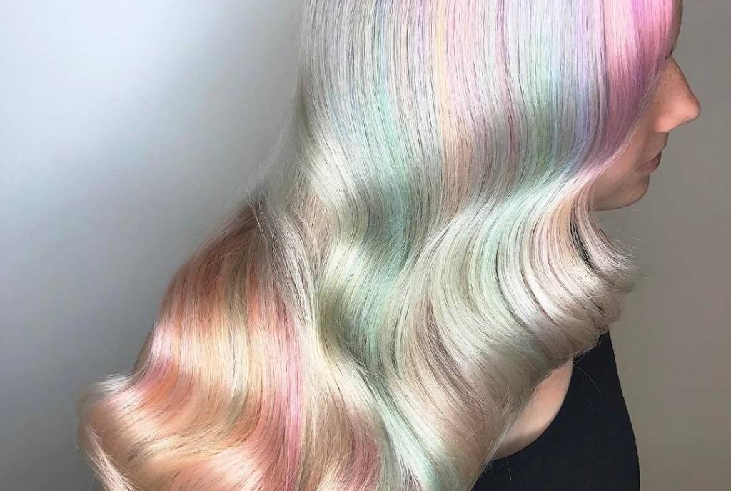 Cabelo madrepérola é a nova tendência sereia do Instagram