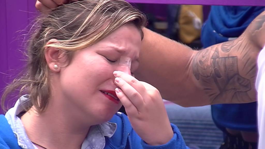 Cacau termina com Matheus: ‘Está curtindo mais suas amizades’