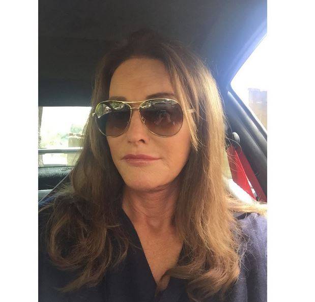 O estilo de Caitlyn Jenner em cinco looks-chave