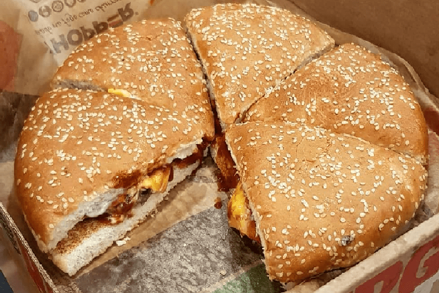 Burger King lança combinação de hambúrguer e pizza gigante