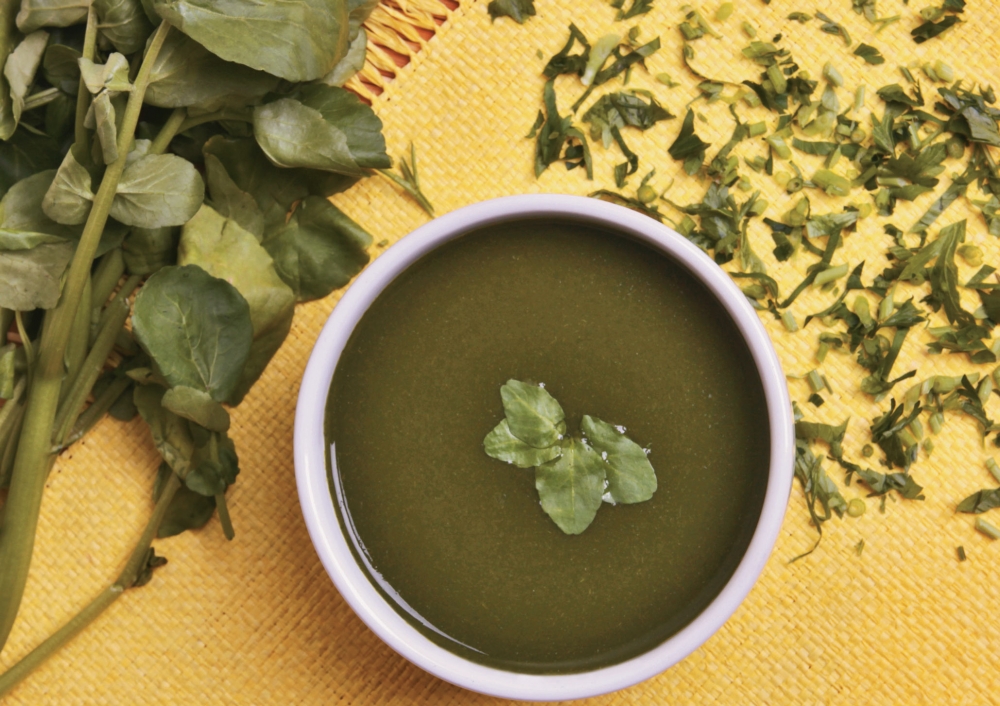 Conheça a sopa de agrião que seca até 4,5 kg em uma semana