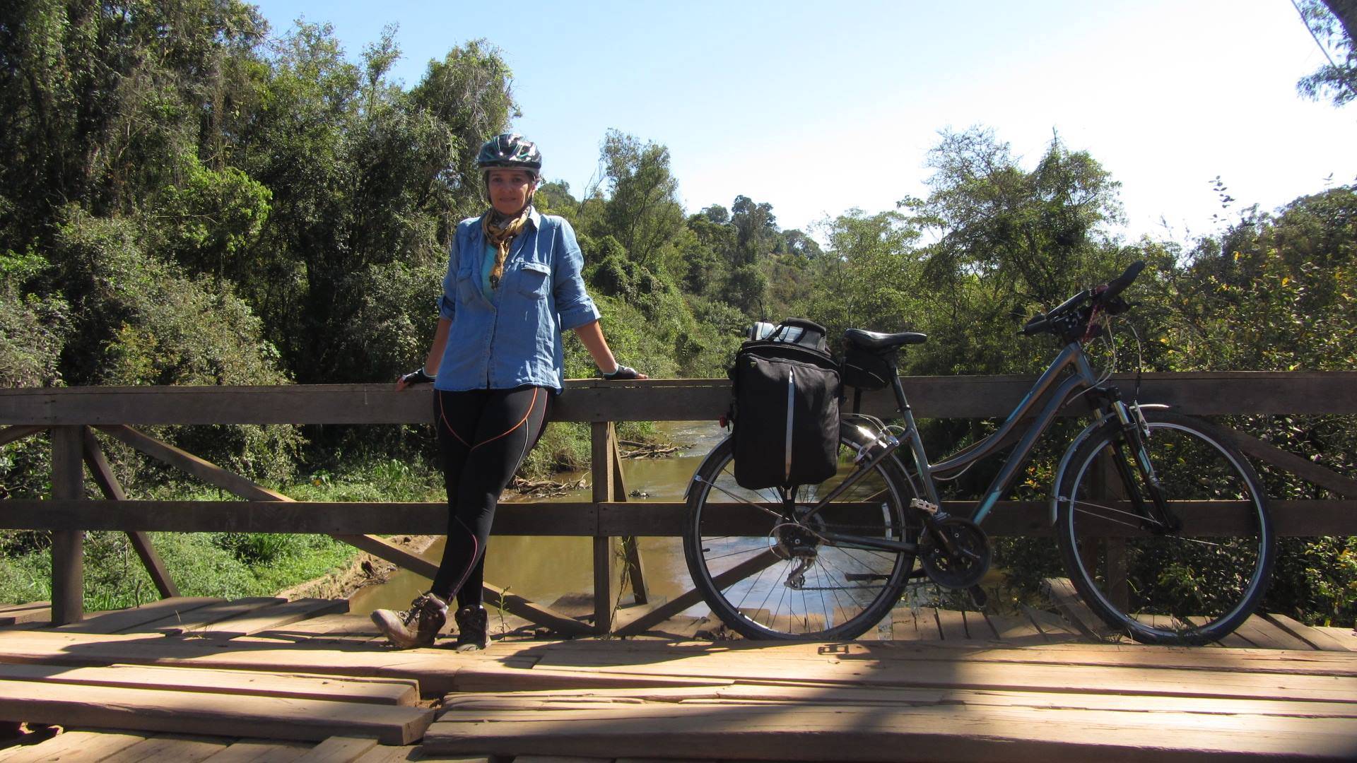 Sozinha e de bicicleta: uma viagem pelo desconhecido Caminho da Fé, no Brasil