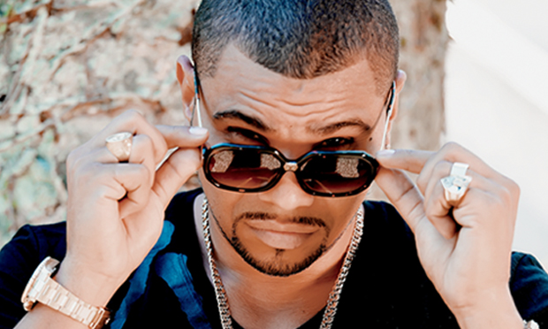 Naldo Benny: “A música e o respeito aos meus pais me tiraram do mundo do crime”