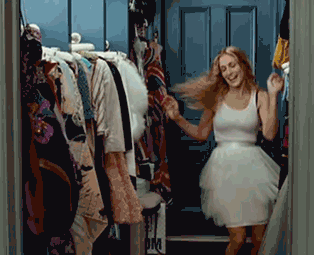 Você usaria essas roupas de Carrie Bradshaw? Sim ou Não!