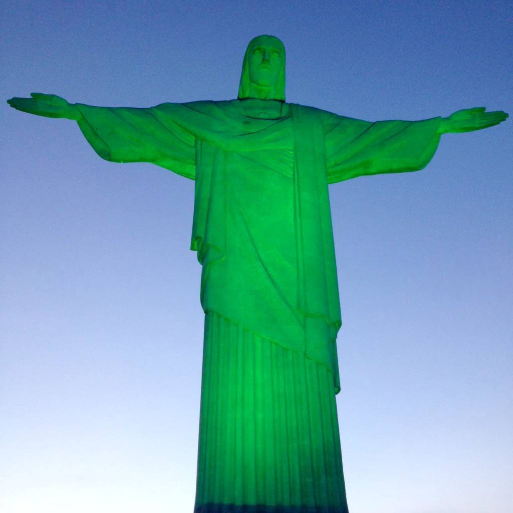 Cristo Redentor projetará fotos das vítimas do voo da Chapeconse