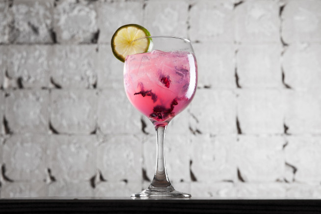 12 drinques deliciosos e modernos para sua festa de Natal