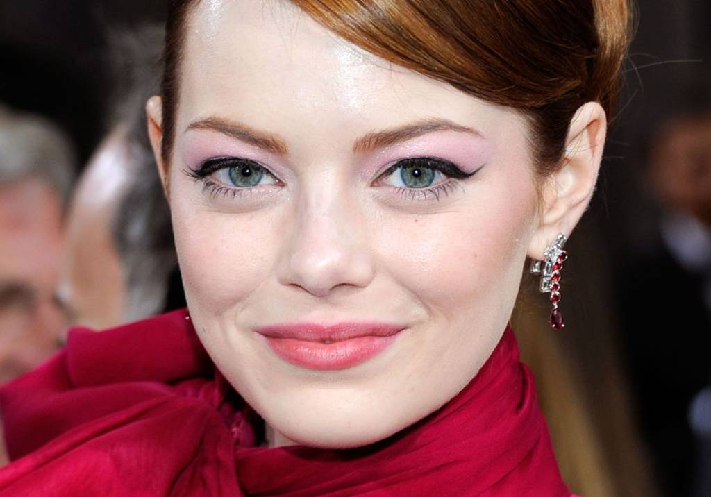 Seis maquiagens rosa quartzo das famosas