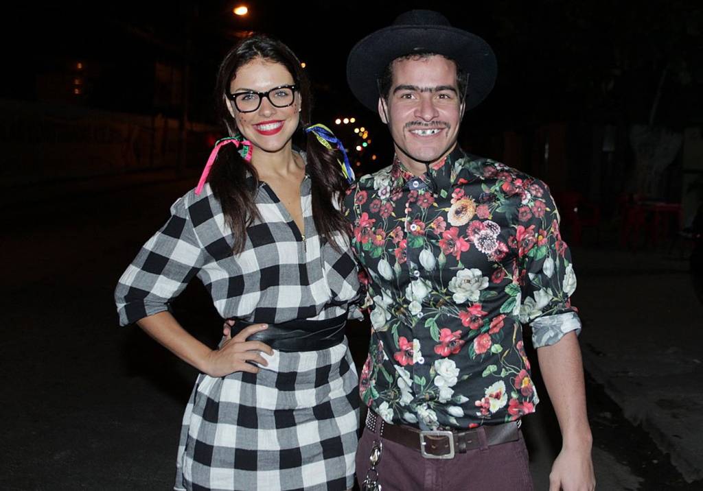 Paloma Bernardi, Sheron Menezzes e Gloria Pires curtem festa junina no Rio de Janeiro