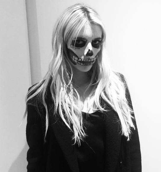 festa-fantasia-halloween-emma-roberts