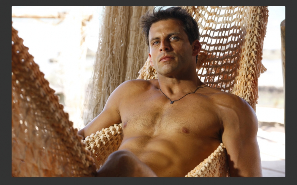 Flor do Caribe: Cassiano descobre que está milionário