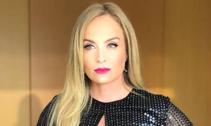 Angélica brilhou de verdade com vestido de paetês em jantar beneficente