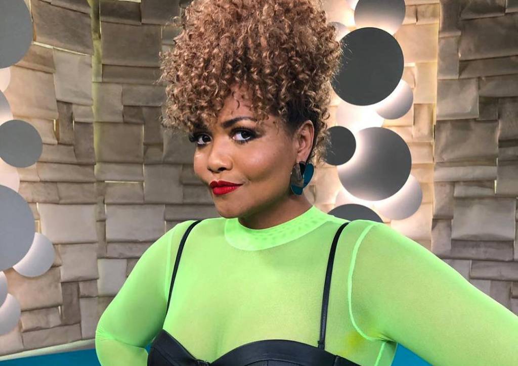 Gaby Amarantos dá a melhor declaração sobre como se masturbar é delicioso