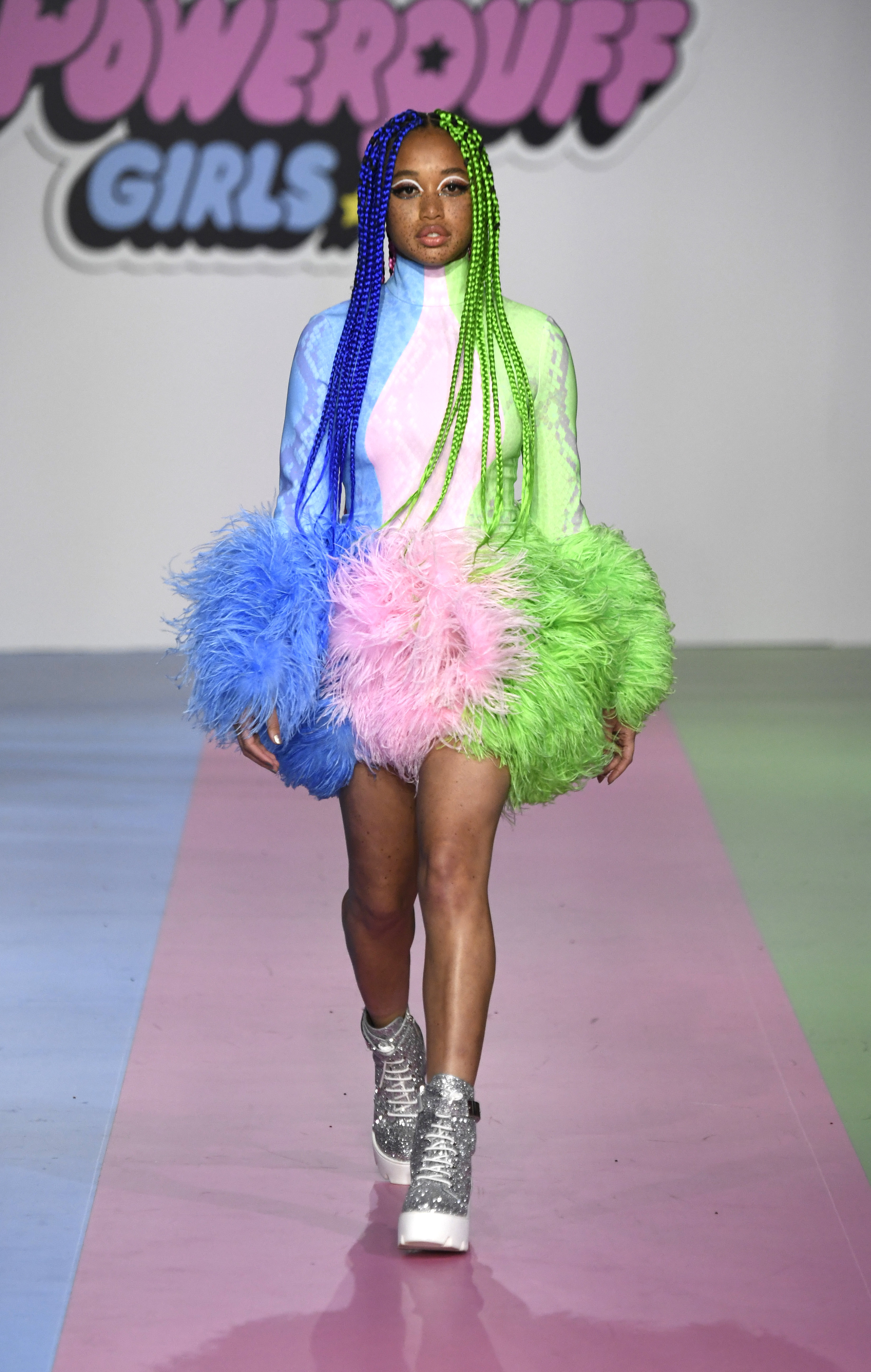 Christian Cowan x The Powerpuff Girls &ndash; Inside